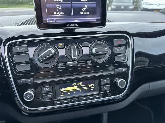 Volkswagen Up! 1.0 60pk High Up! Bluem. 5drs - nap - pano  - leer - stoelverw - airco - cruise - pdc - privacy glass picture 34