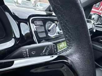 Volkswagen Up! 1.0 60pk High Up! Bluem. 5drs - nap - pano  - leer - stoelverw - airco - cruise - pdc - privacy glass picture 28