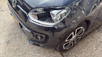Volkswagen Up! 1.0 60pk High Up! Bluem. 5drs - nap - pano  - leer - stoelverw - airco - cruise - pdc - privacy glass picture 19