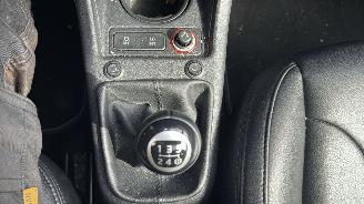 Volkswagen Up! 1.0 60pk High Up! Bluem. 5drs - nap - pano  - leer - stoelverw - airco - cruise - pdc - privacy glass picture 12