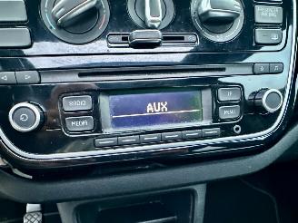 Volkswagen Up! 1.0 60pk High Up! Bluem. 5drs - nap - pano  - leer - stoelverw - airco - cruise - pdc - privacy glass picture 39