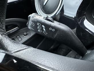 Volkswagen Up! 1.0 60pk High Up! Bluem. 5drs - nap - pano  - leer - stoelverw - airco - cruise - pdc - privacy glass picture 23