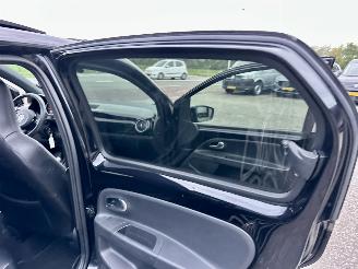 Volkswagen Up! 1.0 60pk High Up! Bluem. 5drs - nap - pano  - leer - stoelverw - airco - cruise - pdc - privacy glass picture 45