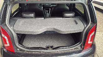 Volkswagen Up! 1.0 60pk High Up! Bluem. 5drs - nap - pano  - leer - stoelverw - airco - cruise - pdc - privacy glass picture 21