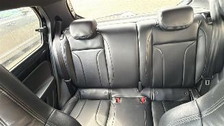 Volkswagen Up! 1.0 60pk High Up! Bluem. 5drs - nap - pano  - leer - stoelverw - airco - cruise - pdc - privacy glass picture 13