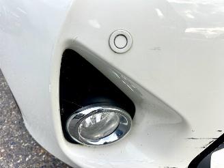 Toyota Yaris 1.3 VVT-i 99pk aut + f1 Dynamic - 48dkm nap - 1e eig - navi - cam - pdc v+a - airco - cruise - parelmoer picture 69