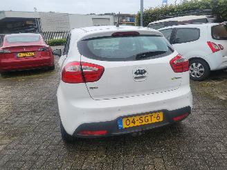 Kia Rio 1.2 cvvt  Super pack 5 drs picture 6