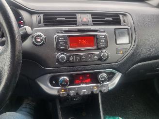 Kia Rio 1.2 cvvt  Super pack 5 drs picture 12
