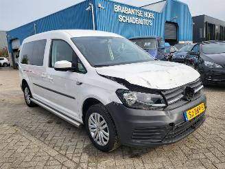 Voiture accidenté Volkswagen Caddy Rolstoel Caddy Maxi 2.0 TDI euro 6w DSG aut Trendline 5p + ROLSTOEL 2018/4