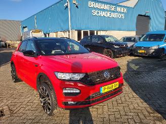krockskadad bil auto Volkswagen T-Roc T-Roc 2.0 TSI 190pk  4Motion R line Sport autom, pann,nav 2018/6