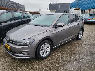 Unfallwagen Volkswagen Polo 1.0 TSI NEW mod Comfortline 95 PK nwe  apk 2019/4