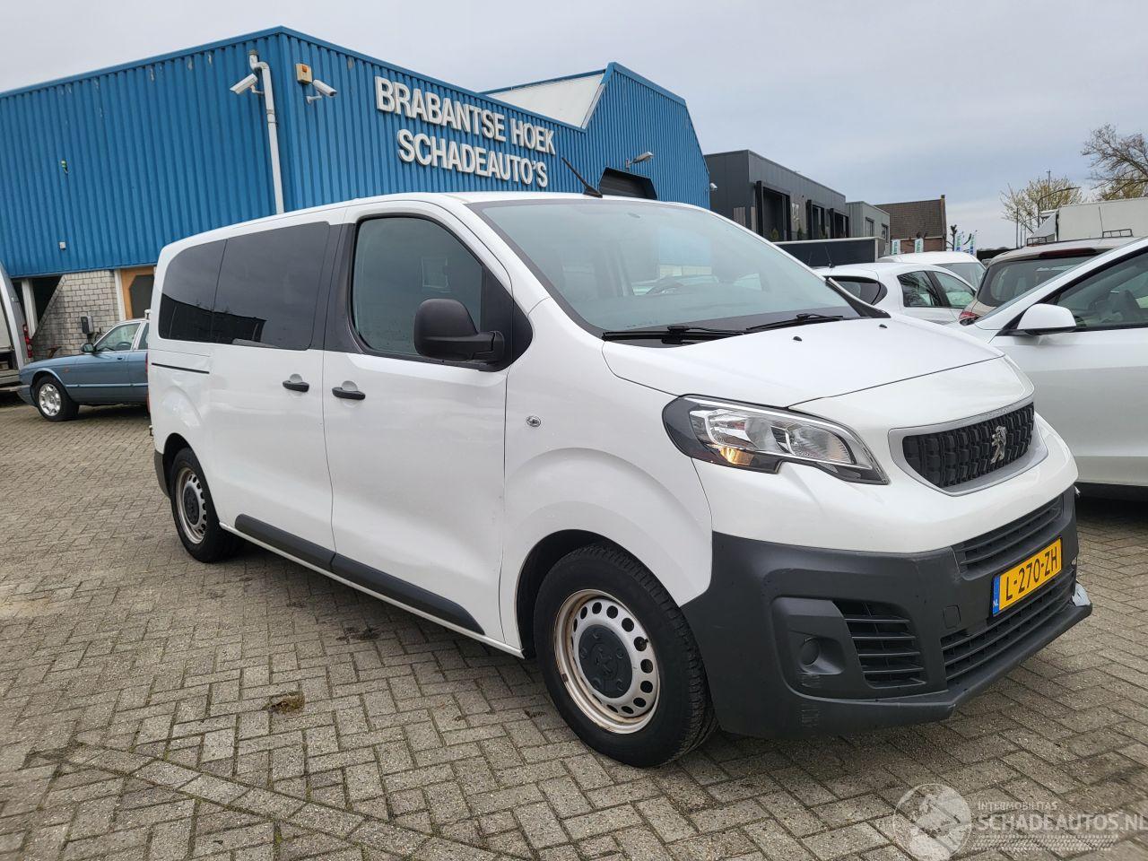 Peugeot Expert e-Expert 50 kWh 9 persoons