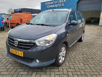 Unfallwagen Dacia Lodgy 7 PERSOONS Lodgy - 1.2 TCe Ambiance , Airco, Multimediasysteem, Bluetooth, 1e EIGENAAR 2013/2