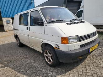 Unfallwagen Volkswagen Transporter T4 Volkswagen Transporter 1.9 TD 292 T800 DC 2001/8