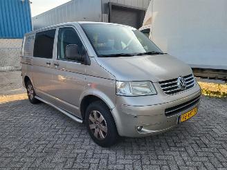 Auto incidentate Volkswagen Transporter 128 KW AUT 2.5 TDI Trendline DOUBLE CAB 2009/2