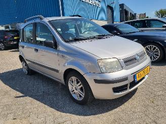 skadebil auto Fiat Panda AUTOMAAT  1.2 Emotion cool 2004/11