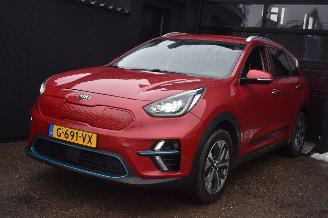 Auto incidentate Kia Niro 64Kwh Executiveline 204Pk 100% Soh *Navi/Clima/Leder/Camera/Stoelverwarming 2019/12