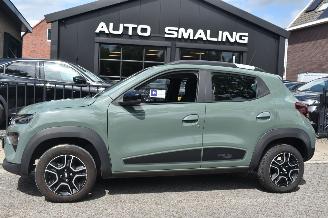 Schadeauto Dacia Spring 27Kwh Essential 65Pk *Airco 2024/2