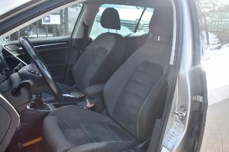 Volkswagen Golf 1.6 Tdi Highline 116Pk *Navi/Clima/Camera/stoelverwarming picture 5