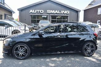 škoda osobní automobily Mercedes A-klasse 1.6 180 AMG Line 122Pk *Navi/Clima/Panorama/Xenon 2015/3