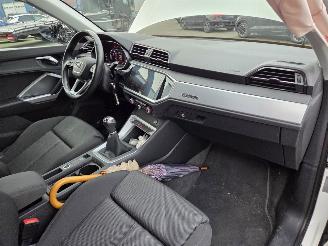 Audi Q3 1.5 TSi 110kw picture 19