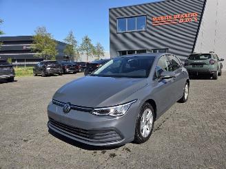 Damaged car Volkswagen Golf Apple carplay / Stuur&stoelverw / Adaptive cr contr /Dig Cockpit 2023/12