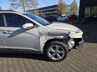 Hyundai Kona 88kw 48v / NAVI / CAMERA / CLIMA picture 9