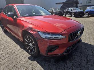 Volvo S-60 T8  AW-D 334KW. BENZ-HYBR -ULTIMATE DARK / PANO / HEAD UPP picture 13