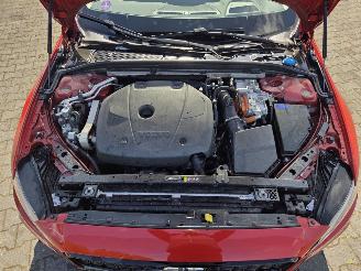 Volvo S-60 T8  AW-D 334KW. BENZ-HYBR -ULTIMATE DARK / PANO / HEAD UPP picture 15