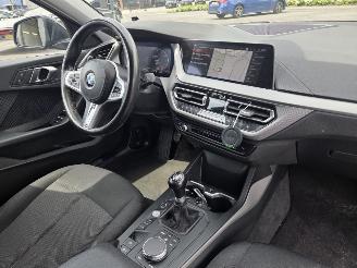 BMW 1-serie 1.8i Benz  / LED / STUUR & STOELVERW picture 15