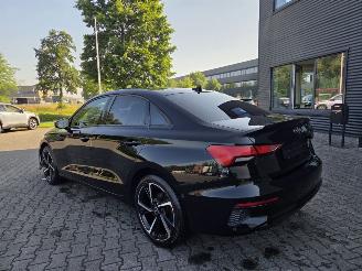 Audi A3 1.5 TSi 110kw Autom / LEER / NAVI / CAMERA / ZWARTE HEMEL picture 2