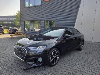 skadebil auto Audi A3 1.5 TSi 110kw Autom / LEER / NAVI / CAMERA / ZWARTE HEMEL 2023/12