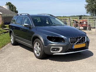 škoda osobní automobily Volvo Xc-70 2.4 D5 SUMMUM 2008/1