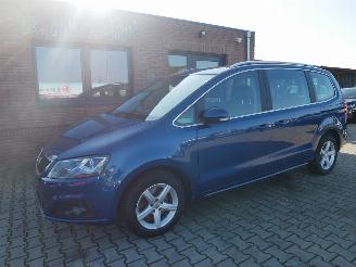 krockskadad bil auto Seat Alhambra 2.0 TDI PANORAMADAK LEER BI-XENON 2015/2