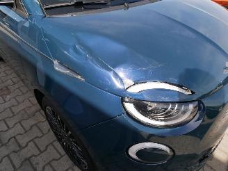 Fiat 500E CABRIO LA PRIMA BY BOCELLI LEER LED picture 8