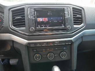 Volkswagen Amarok V6 3.0 TDI DSG 4MOTION LED LEER picture 14