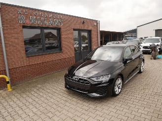 uszkodzony samochody osobowe Audi A3 S-LINE VIRTUAL COCKPIT ACC LEER LED 2025/10