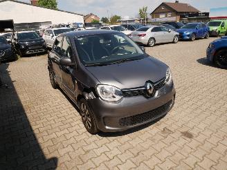 Renault Twingo INTENS picture 2