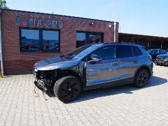 Voiture accidenté Skoda Elroq RS LOUNGE 4x4 ALCANTARA ACC 2025/11