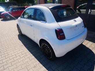 Fiat 500E LA PRIMA BY BOCELLI picture 2