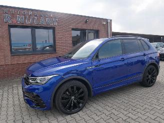 Unfallwagen Volkswagen Tiguan R-LINE 4MOTION HEAD UP HARMAN KARDON LEER IQ LIGHT 2021/12