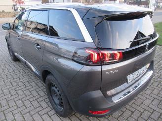 Voiture accidenté Peugeot 5008 Puretech 130 Allure 7-Zits Climatronic HalfLeer Navi Camera ..... 2023/4