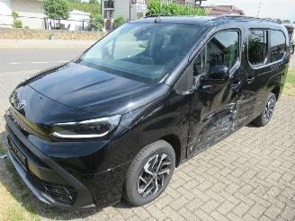Toyota ProAce Proace City 1.5D 130pk AUT. Lang 7-Zits Climatronic Navi Camera Stoel/StuurVerwarming Keyless-Go picture 7