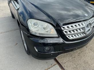 Mercedes Ml-klasse 320 CDI picture 13