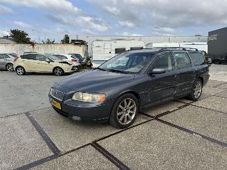 skadebil auto Volvo V-70 2.5 D5 2005/8