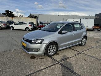 uszkodzony samochody osobowe Volkswagen Polo 1.2 TDI 5drs 2010/11