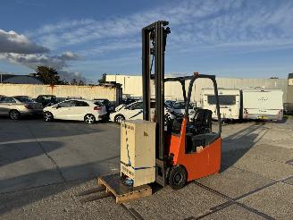 damaged machines Hyster  Hawker electrisch 1999/1