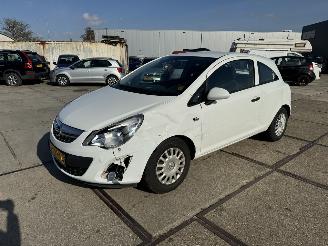 Voiture accidenté Opel Corsa 1.2 Eco Flex 2013/10