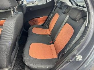 Hyundai I-10 1.0 i-Motion picture 10