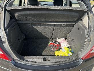 Opel Corsa 1.2 16v Berlin 5drs picture 12